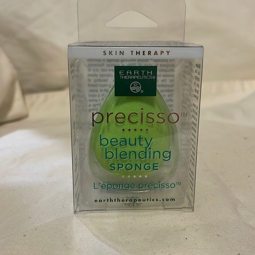 Beauty blending sponge